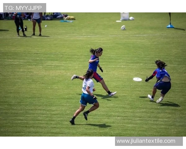 南京飞盘队荣登飞盘技术排行榜第一名引领全国飞盘运动新风潮 南京飞盘队荣登飞盘技术排行榜第一名引领全国飞盘运动新风潮