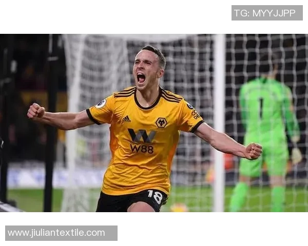 武汉足球队强势领跑大师赛积分榜目前积分高达83分