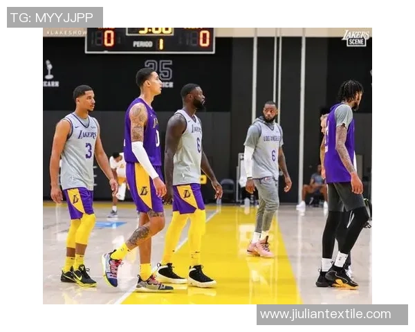 深圳篮球队与上海篮球队赛后分析个人能力的深度剖析 深圳篮球队与上海篮球队赛后分析个人能力的深度剖析