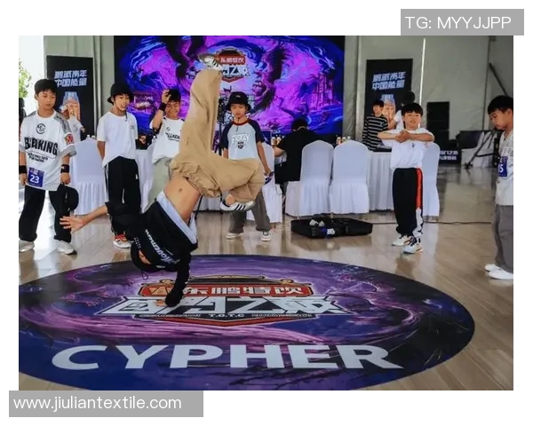 重庆街舞队引领力量变革热议街舞文化的崛起与未来发展 重庆街舞队引领力量变革热议街舞文化的崛起与未来发展